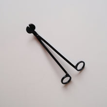 Load image into Gallery viewer, candle wick trimmer